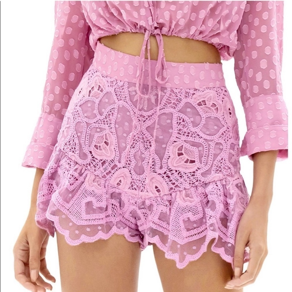 Alexis
Inka Mixed Lace Pink Shorts